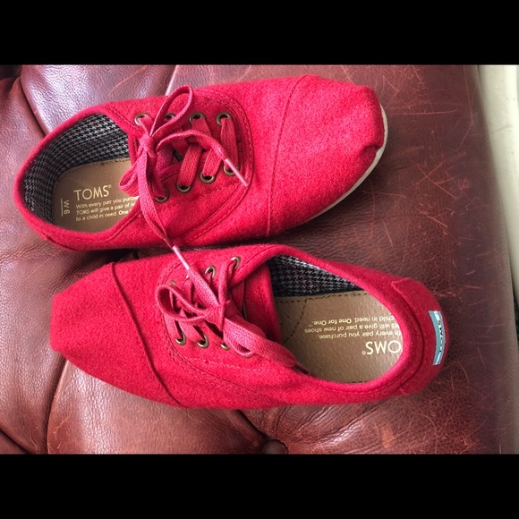 Toms shoes - Picture 3 of 5